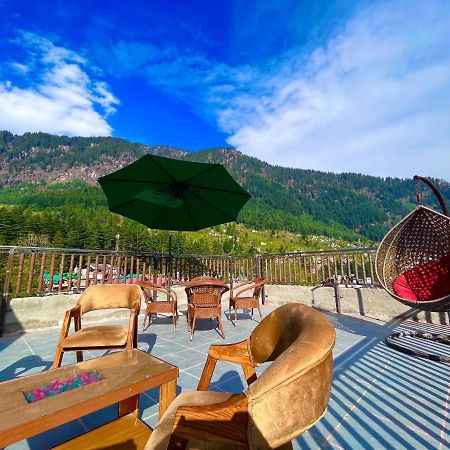 Le Green Resort, Mall Road Manali Екстер'єр фото