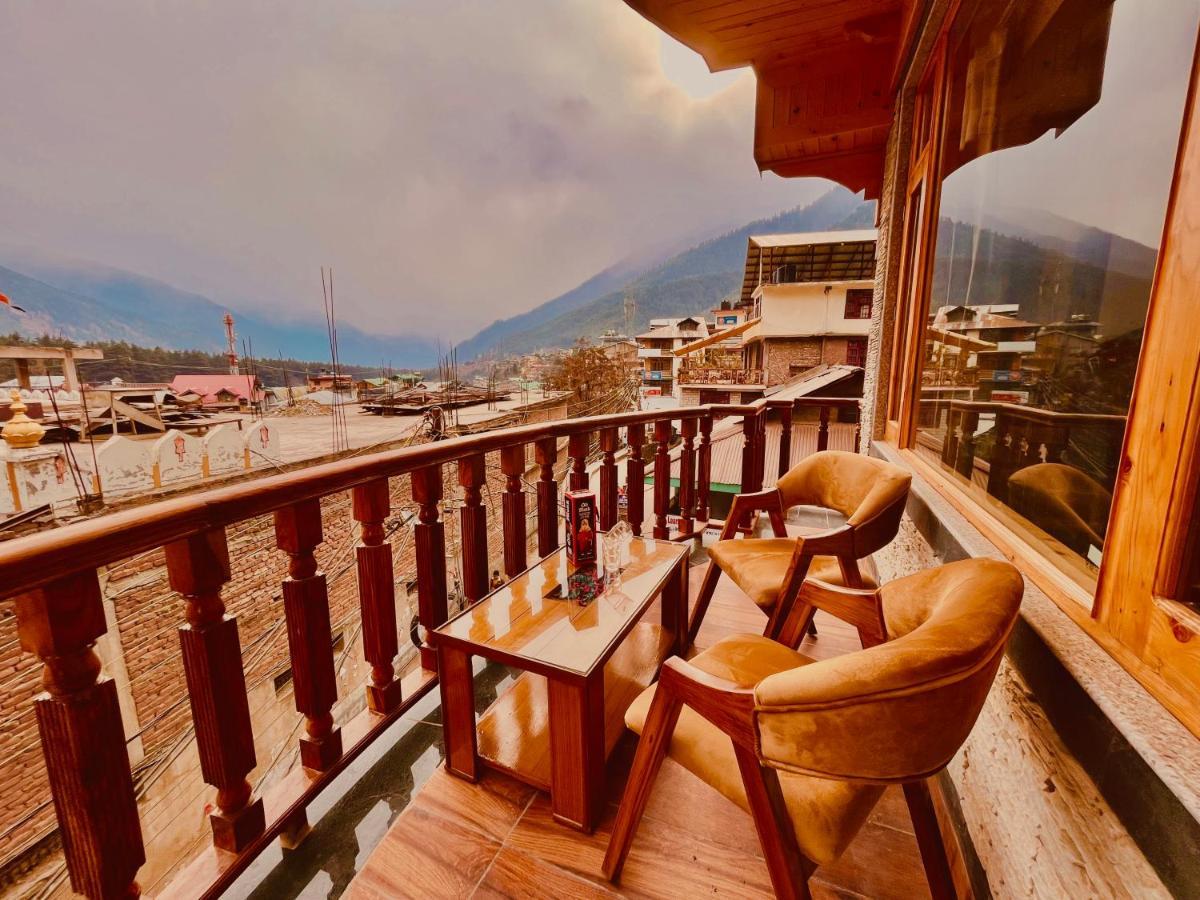 Le Green Resort, Mall Road Manali Екстер'єр фото