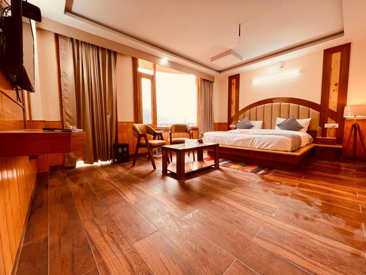 Le Green Resort, Mall Road Manali Екстер'єр фото