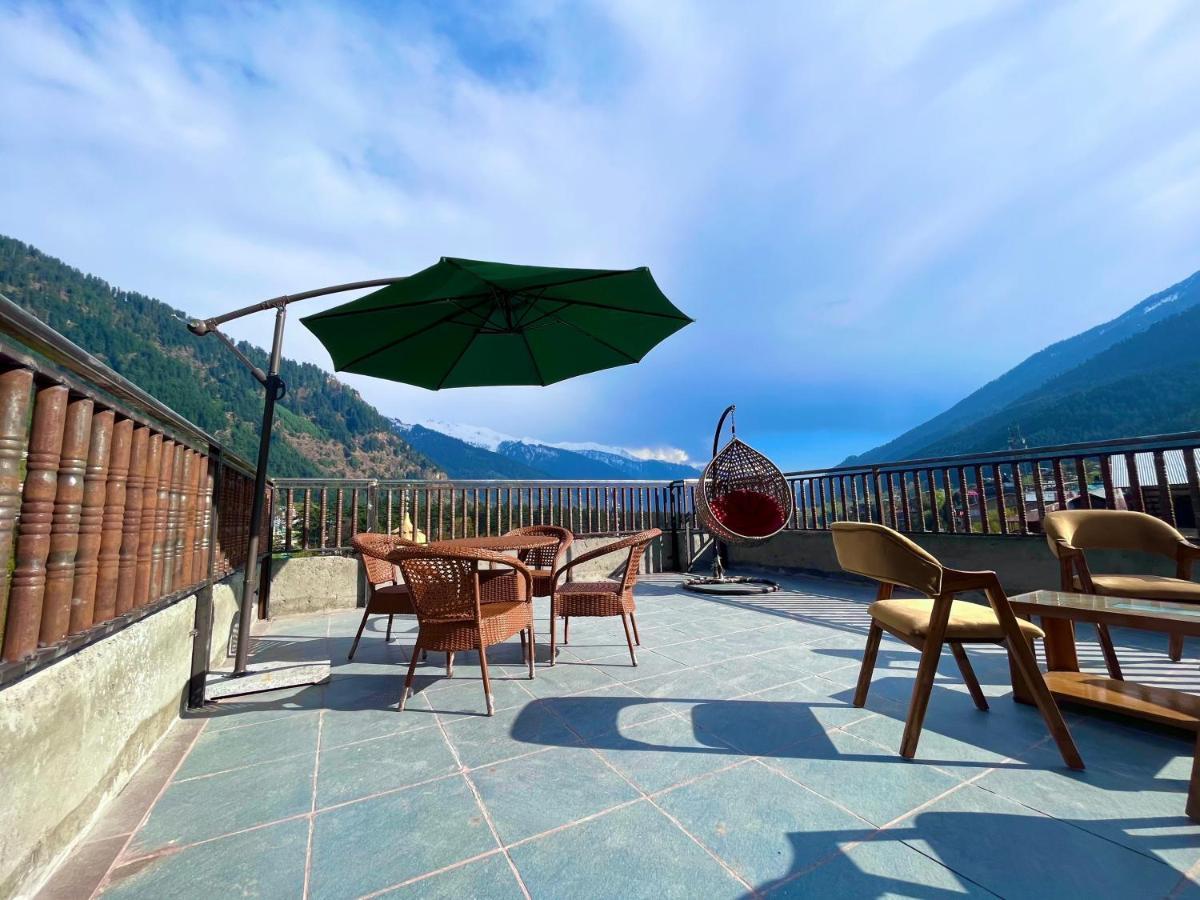 Le Green Resort, Mall Road Manali Екстер'єр фото